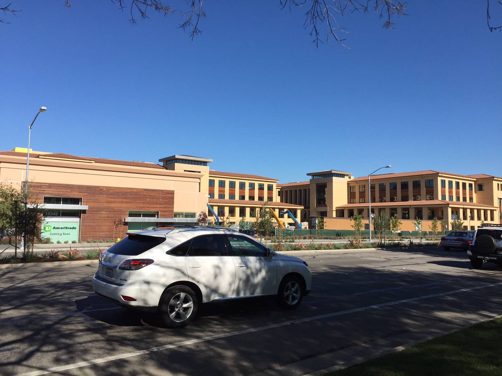 Cupertino, CA real estate prices Nov 2015